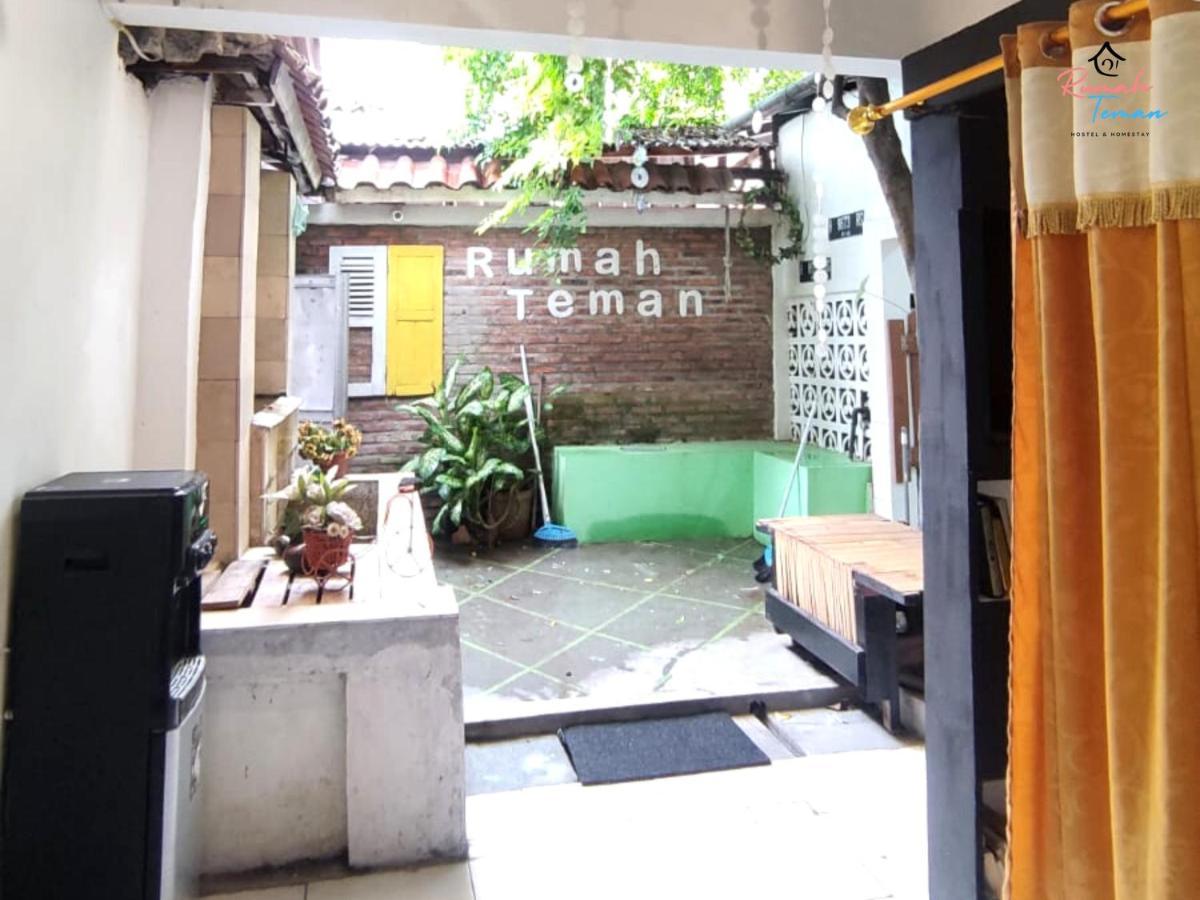 Rumah Teman Hostel Semarang Kültér fotó